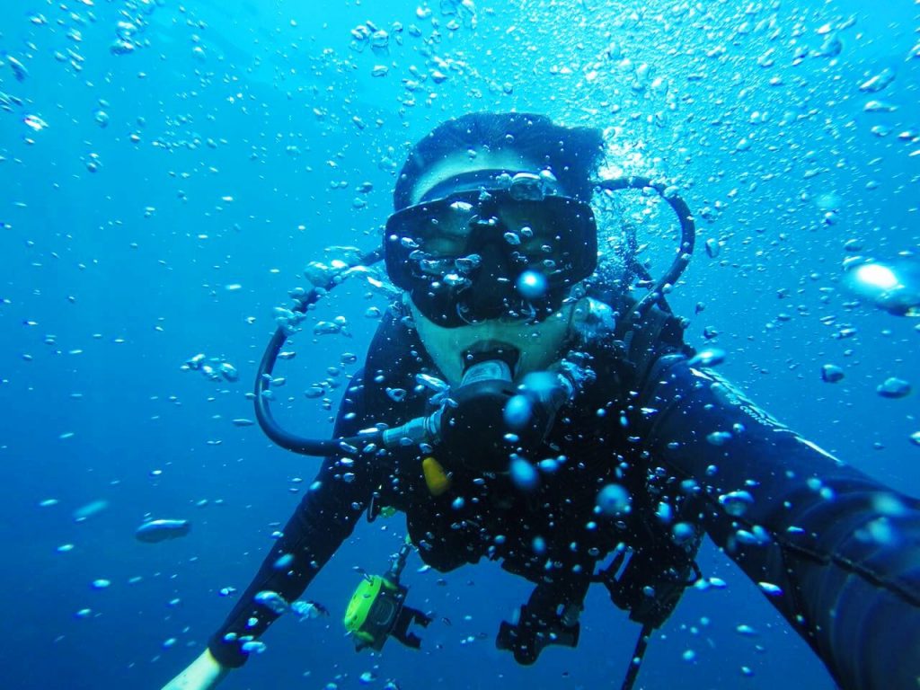 潜水对洋流