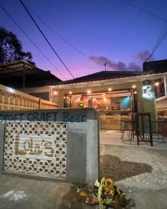 lolas_beer_house